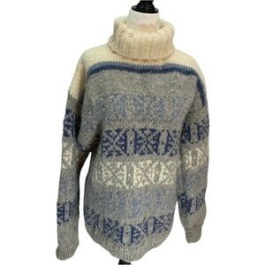 𝅺hand Knit Blue/white Fisherman Sweater Fair IsleTurtleneck Chunky Sweate…